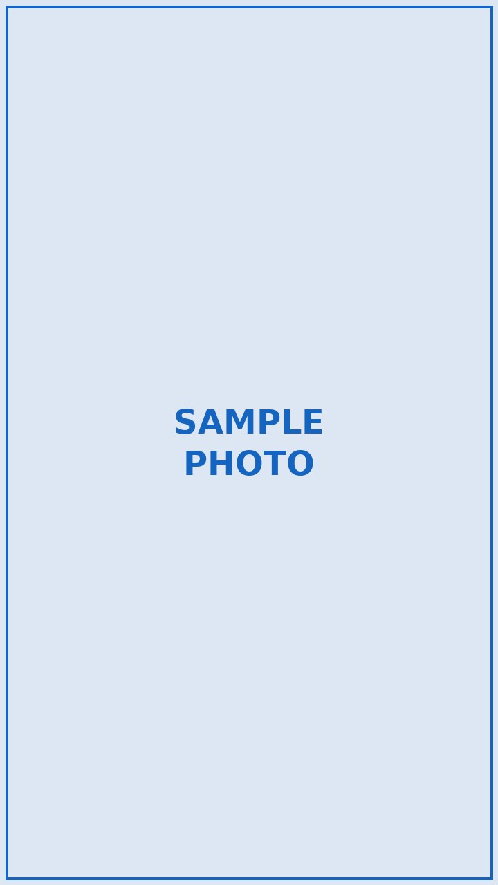 Dr. Ahana Banerjee receiving recognition at Medicoz 2026